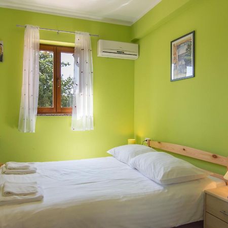 Bed And Breakfast Rogocana Labin  Exterior photo