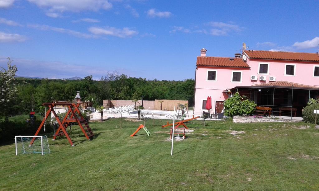 Bed And Breakfast Rogocana Labin  Exterior photo