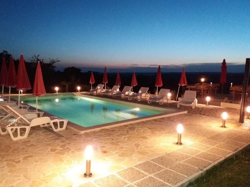 Bed And Breakfast Rogocana Labin  Exterior photo